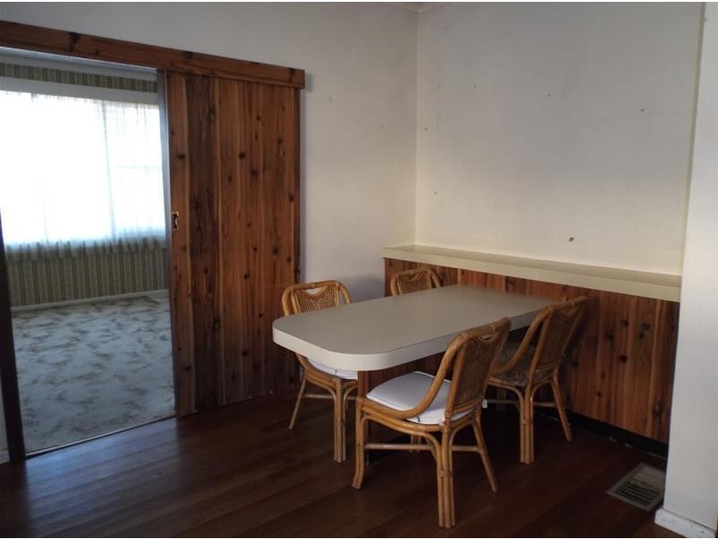 30 Keswick  Street, Cowra NSW 2794