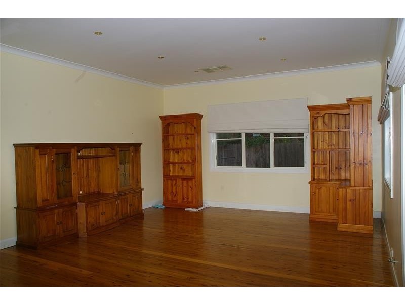 145 Fitzroy Street, Cowra NSW 2794