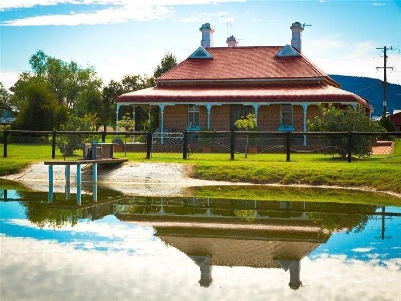 61 Middle Creek Road, Cowra NSW 2794