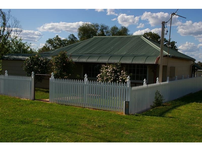 22 Warangong Street, Koorawatha NSW 2807