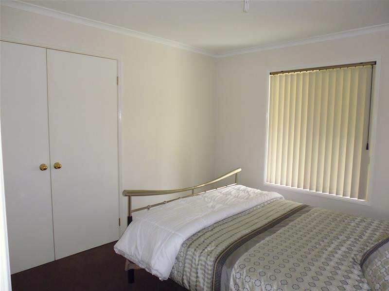 1 Parkes Street, Woodstock NSW 2793