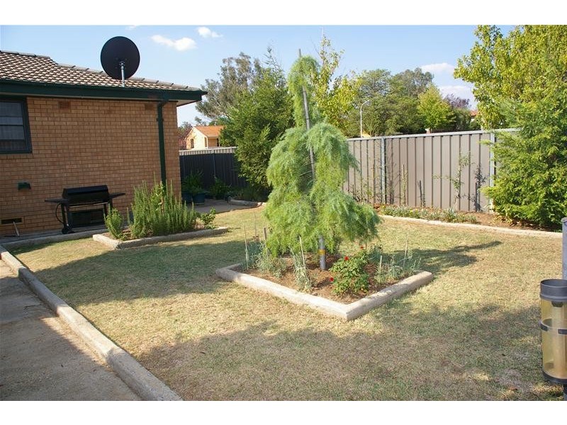 5 Wollowra Street, Cowra NSW 2794