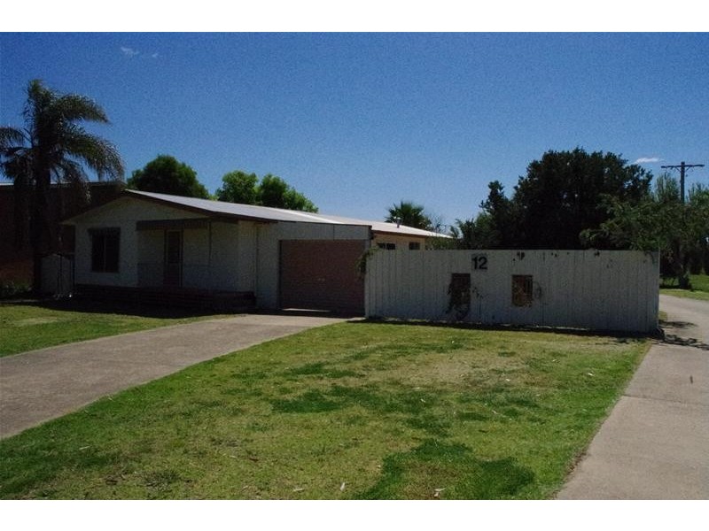 12 Bourke Street, Cowra NSW 2794