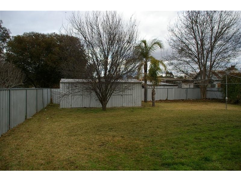 23 Bourke Street, Cowra NSW 2794