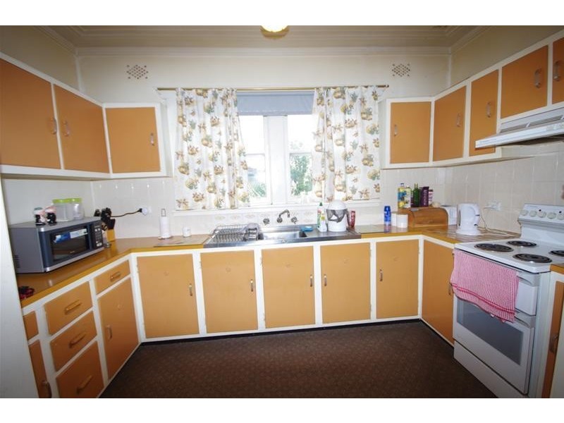 20 Wellington Street, Cowra NSW 2794