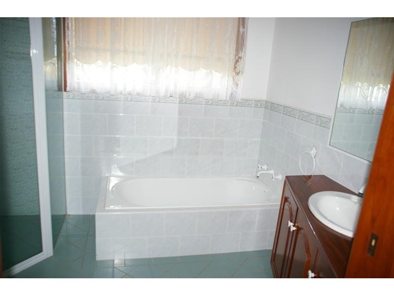 Canowindra Road, Cowra NSW 2794