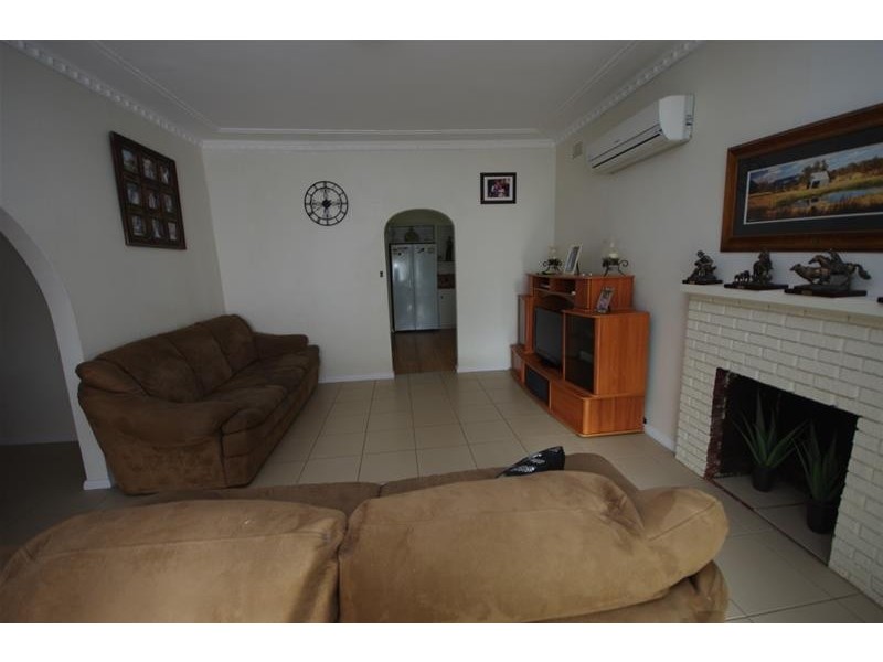 1905 Mid Western Highway, Cowra NSW 2794
