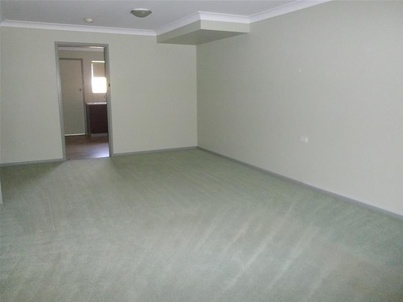 37B Newcombe Street, Cowra NSW 2794