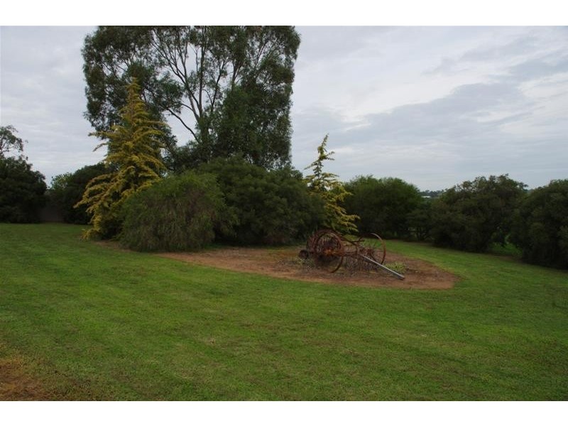 1278 Canowindra Road, Cowra NSW 2794