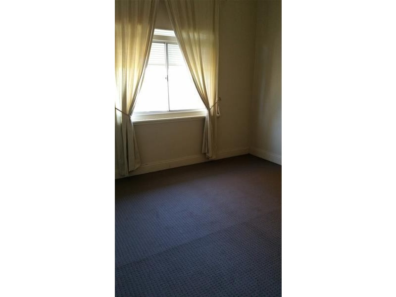 2 Liverpool Street, Cowra NSW 2794