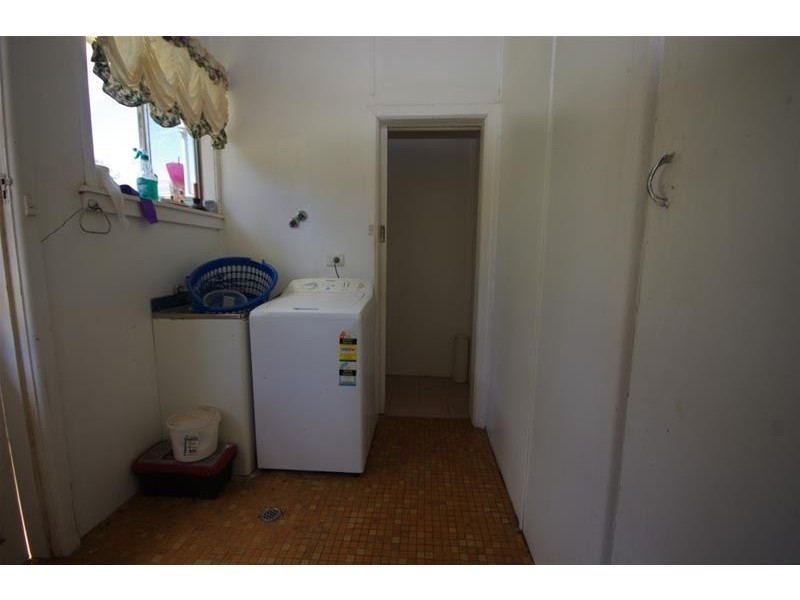 97 Macquarie  Street, Cowra NSW 2794