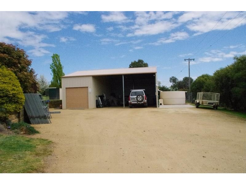 42 Gower Hardy Circuit, Cowra NSW 2794