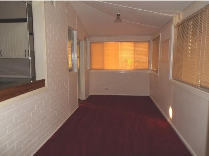 40 Eulo Street, Cowra NSW 2794