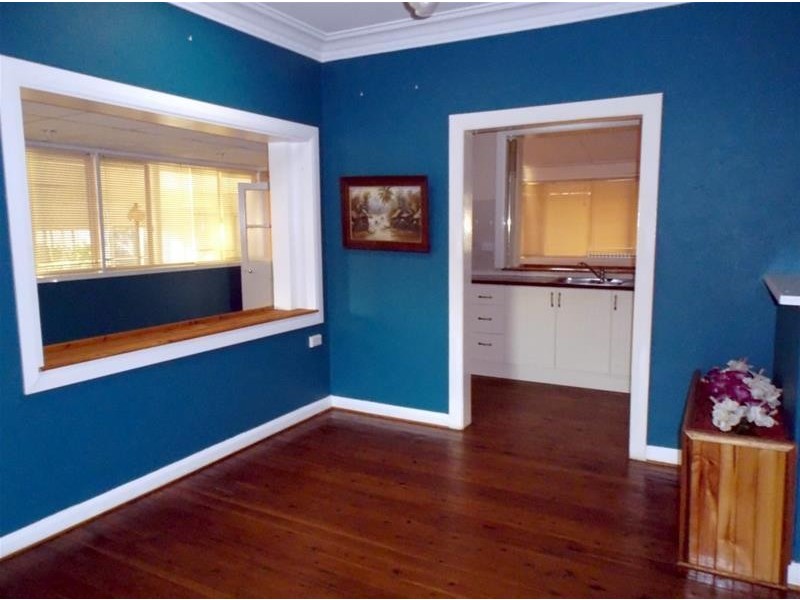 40 Eulo Street, Cowra NSW 2794