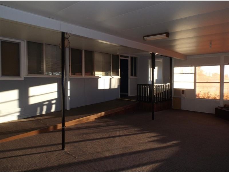 40 Eulo Street, Cowra NSW 2794