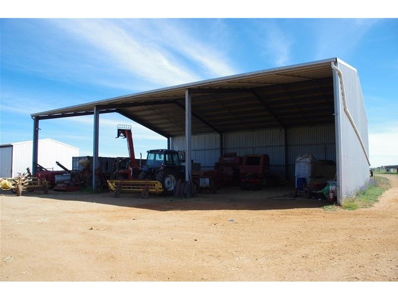 53 Badgery Road, Cowra NSW 2794