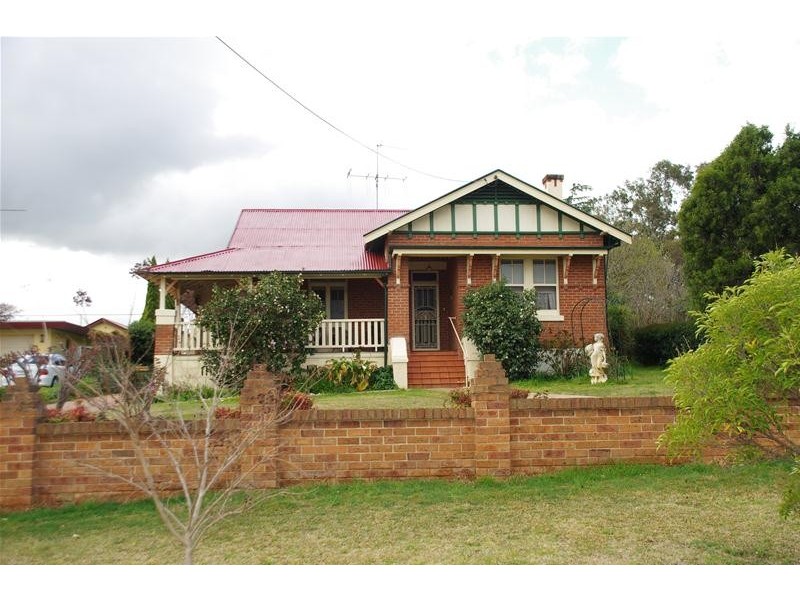 26 Keswick Street, Cowra NSW 2794