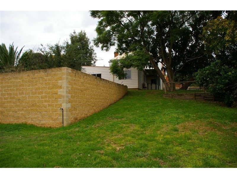 7 Daly Street, Cowra NSW 2794