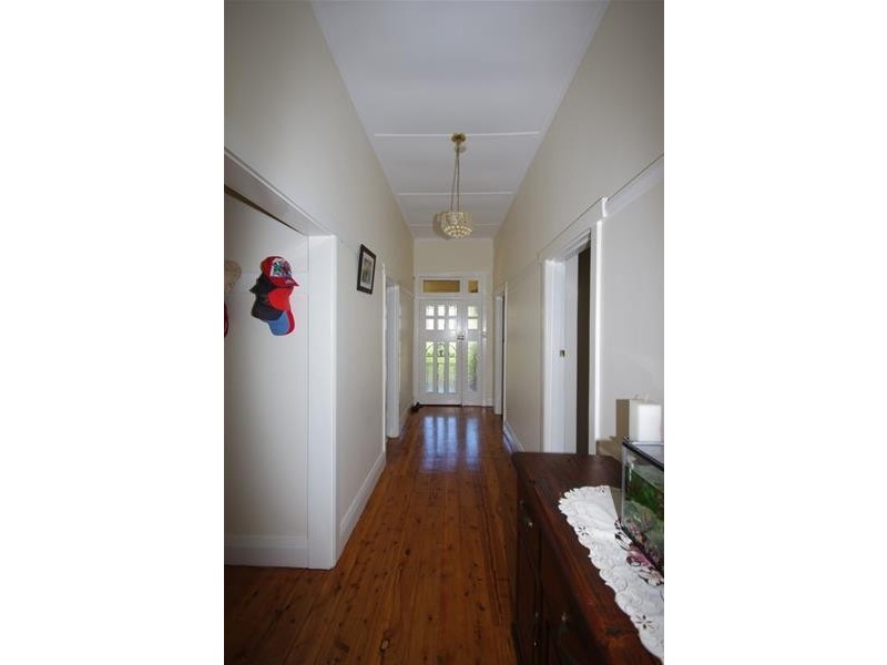 120 Fitzroy  Street, Cowra NSW 2794