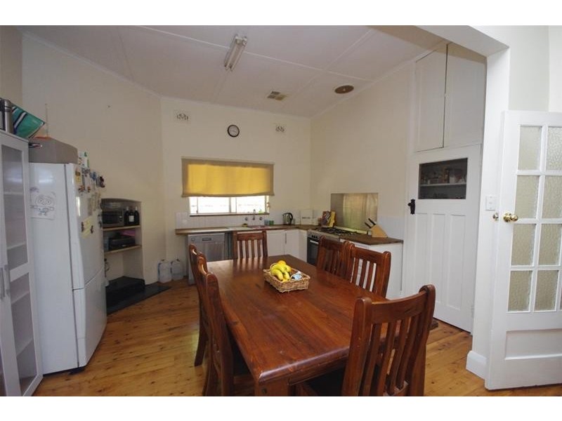 120 Fitzroy  Street, Cowra NSW 2794