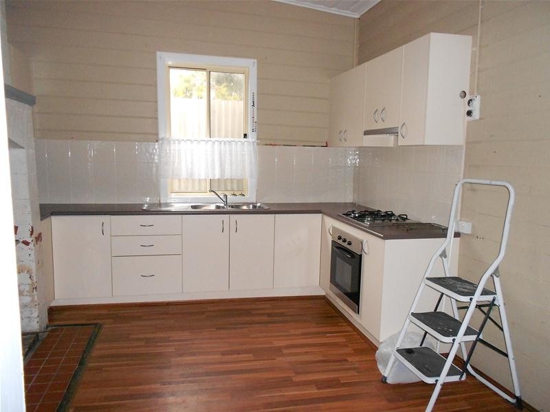 2 Main Street, Lyndhurst NSW 2350