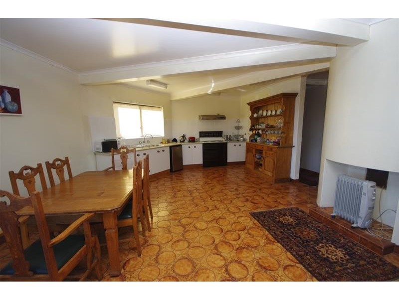 10143 Mid Western Highway, Cowra NSW 2794