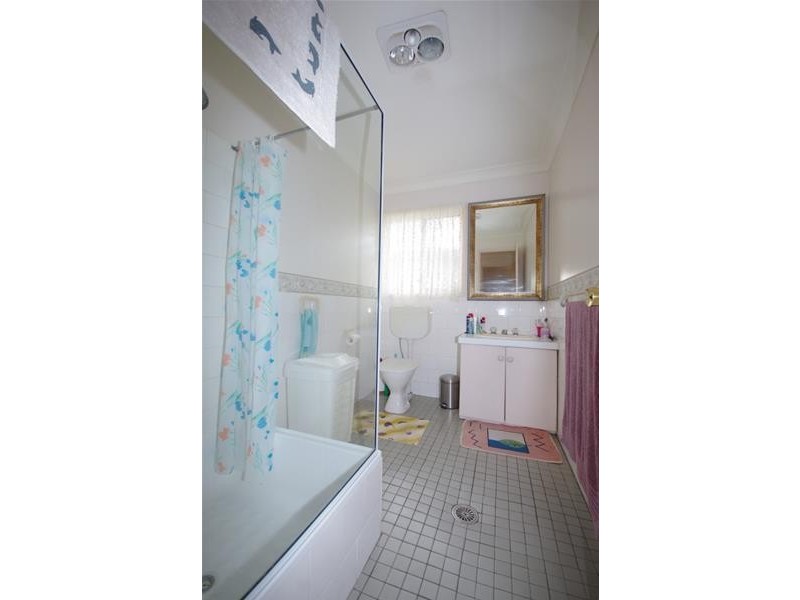 3/2 Day Street, Cowra NSW 2794