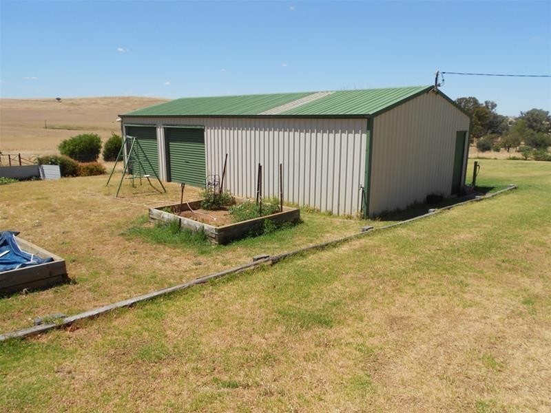 565 Elouera Road, Cowra NSW 2794