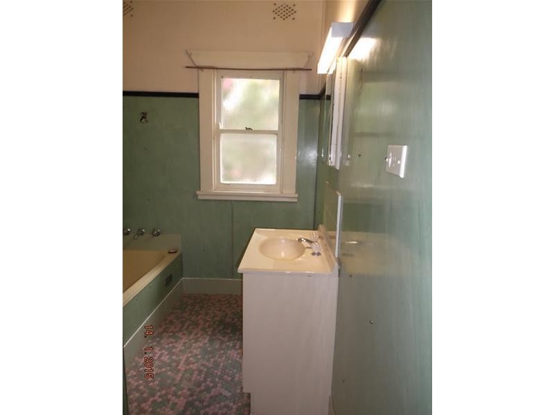 20 Wellington Street, Cowra NSW 2794