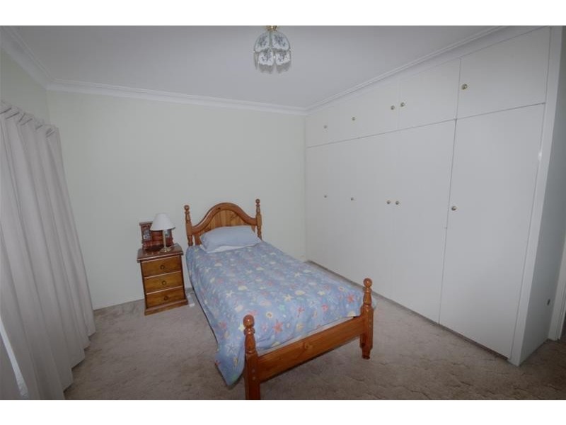 4 Duffey Avenue, Cowra NSW 2794