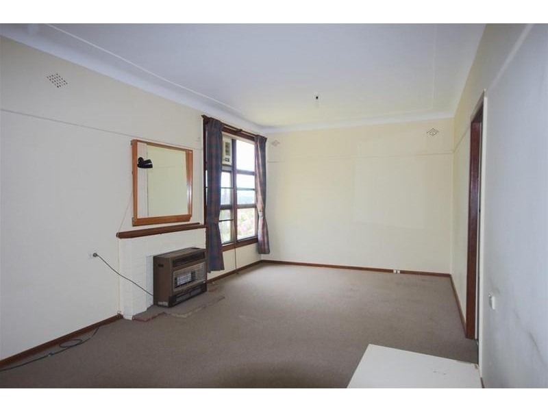 34 Macassar Street, Cowra NSW 2794