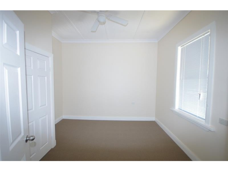 99 Taragala Street, Cowra NSW 2794