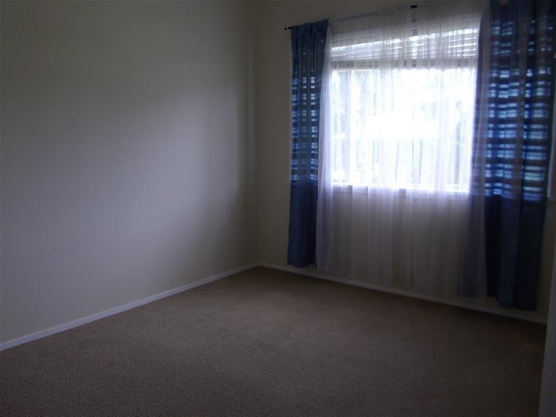 16 Newcombe Street, Cowra NSW 2794