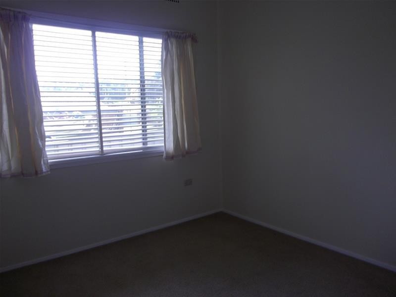 16 Newcombe Street, Cowra NSW 2794