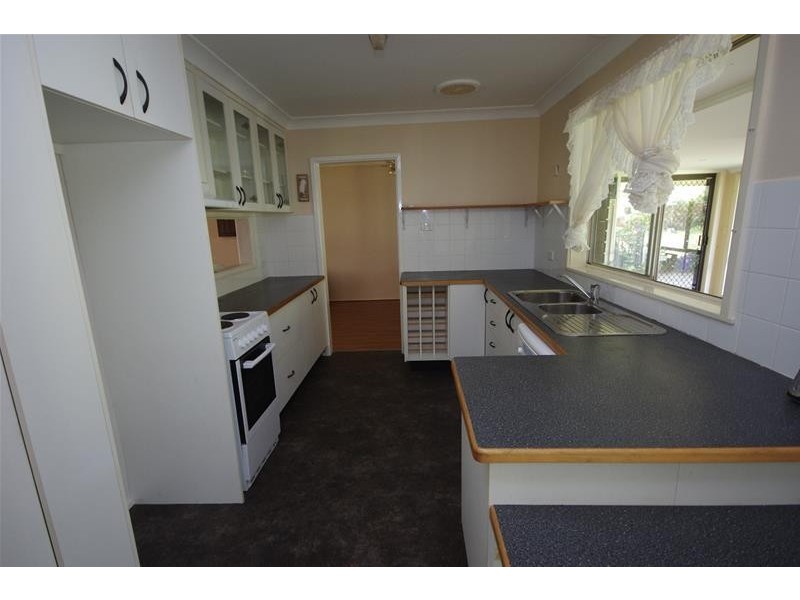 23 Newcombe Street, Cowra NSW 2794