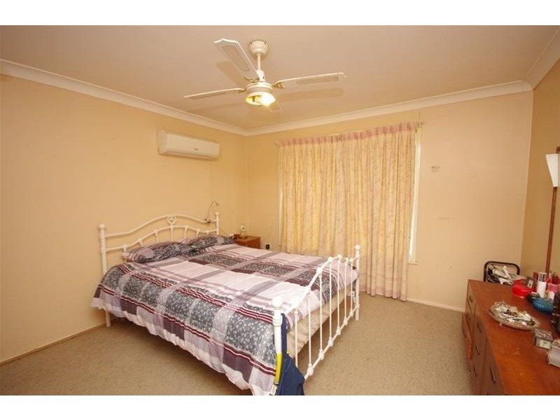 23 Newcombe Street, Cowra NSW 2794