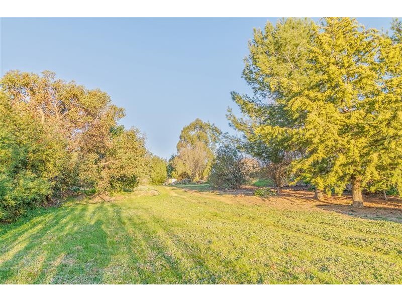 39 Doncaster Drive, Cowra NSW 2794