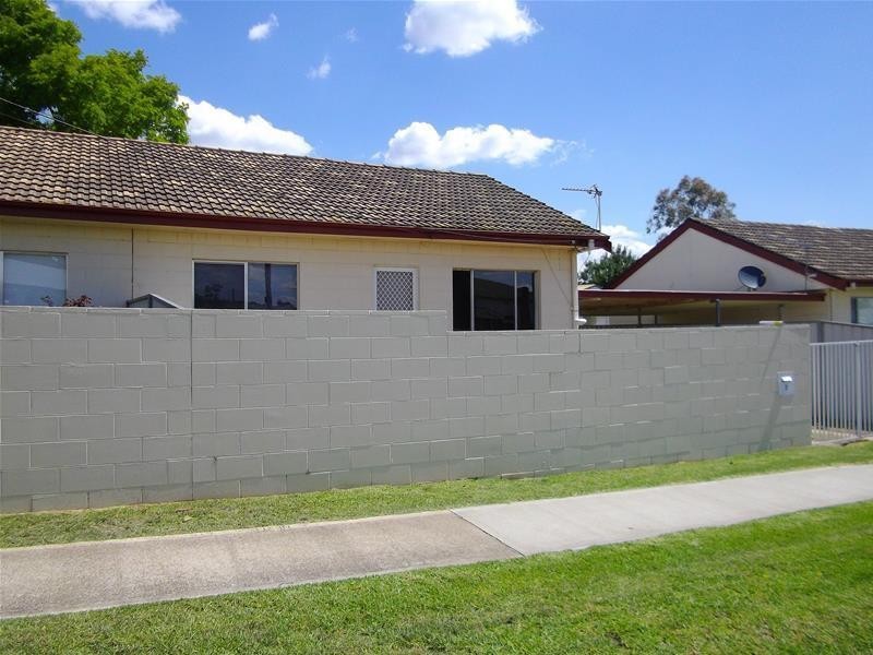 2/9 Belmore Street, Cowra NSW 2794
