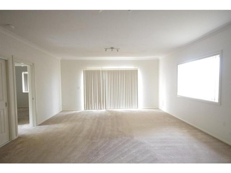 1/2 Amie Street, Cowra NSW 2794