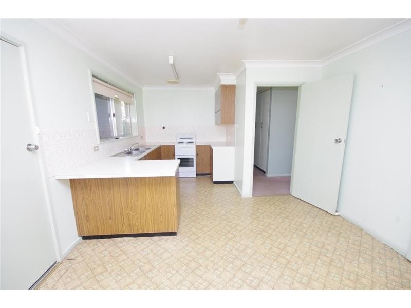 3 Coolabah Crescent, Cowra NSW 2794