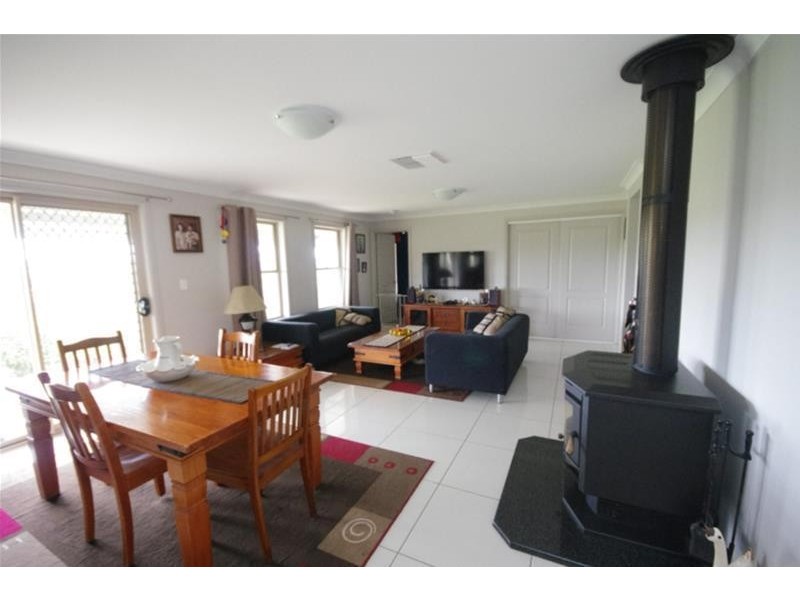 327 Elouera Road, Cowra NSW 2794