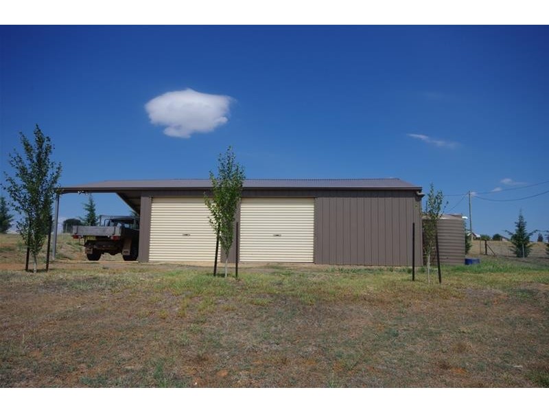 327 Elouera Road, Cowra NSW 2794