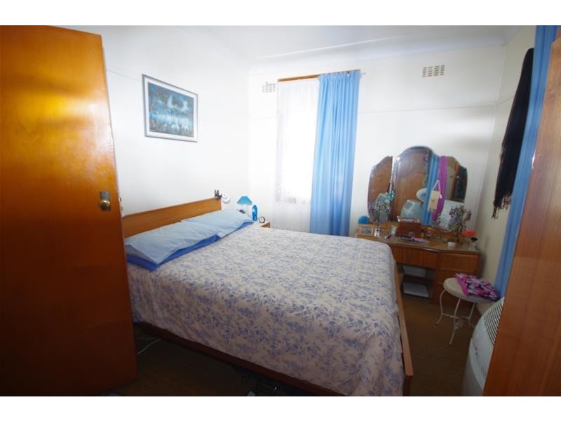 32 Macassar Street, Cowra NSW 2794