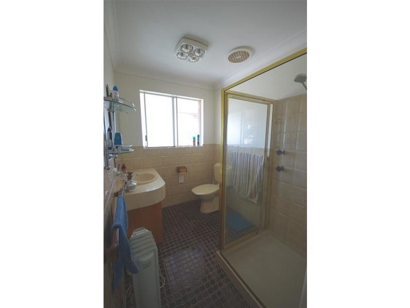 8 Amaroo Avenue, Cowra NSW 2794