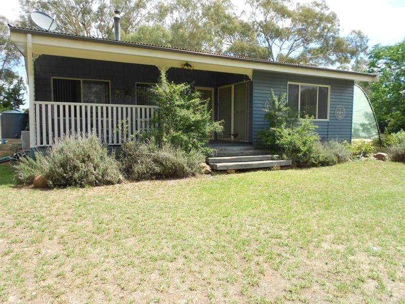 88 Boorowa Street, Koorawatha NSW 2807