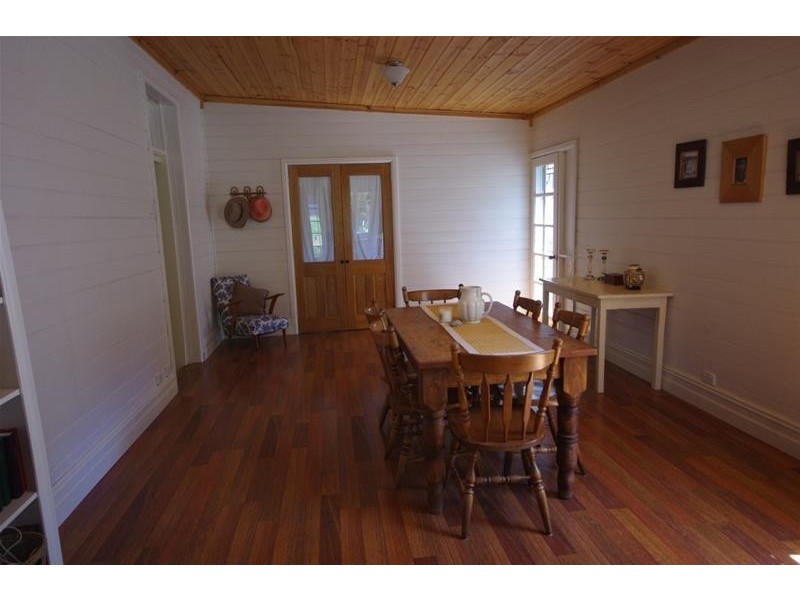 1 Poignand Avenue, Cowra NSW 2794