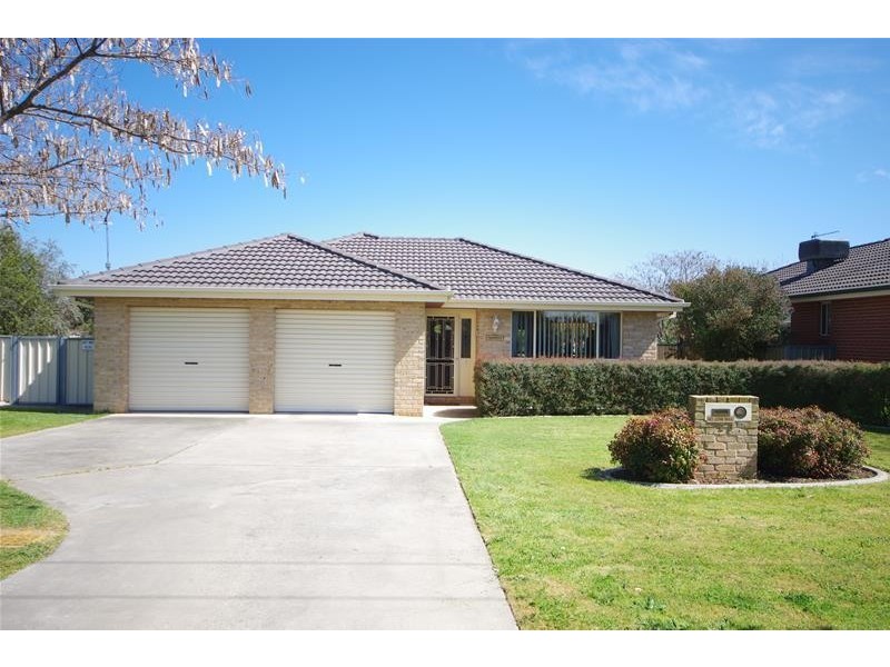 23 Hartley Street, Cowra NSW 2794