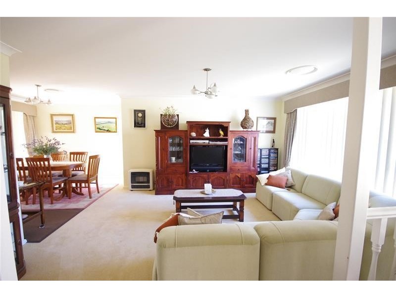 23 Hartley Street, Cowra NSW 2794