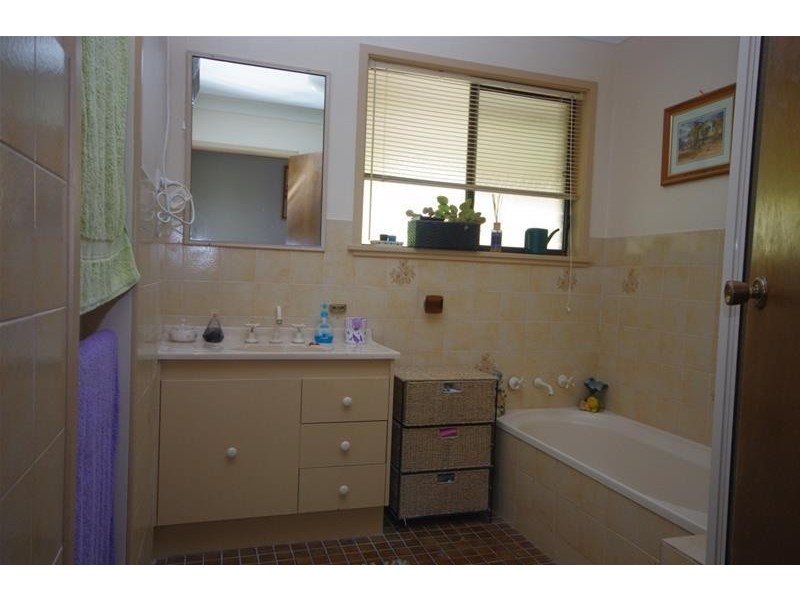 30-38 Banks Street (Gooloogong via), Cowra NSW 2794