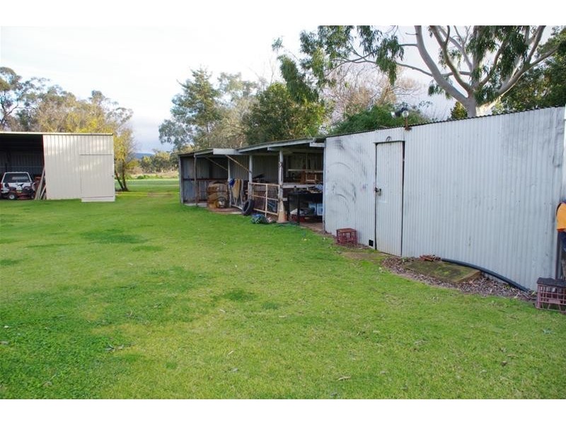 30-38 Banks Street (Gooloogong via), Cowra NSW 2794